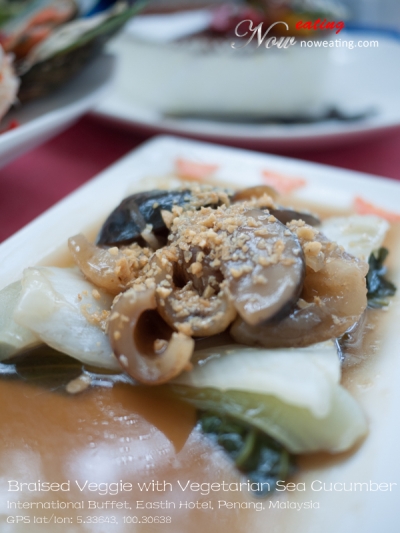 Braised Veggie with Vegetarian Sea Cucumber