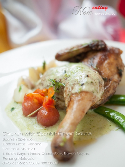 Chicken with Spanish Green Sauce