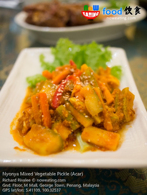 Nyonya Mixed Vegetable Pickle (Acar)