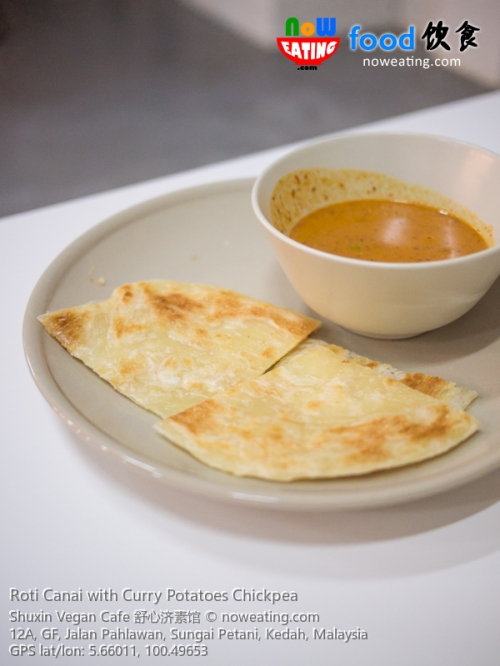 Roti Canai with Curry Potatoes Chickpea